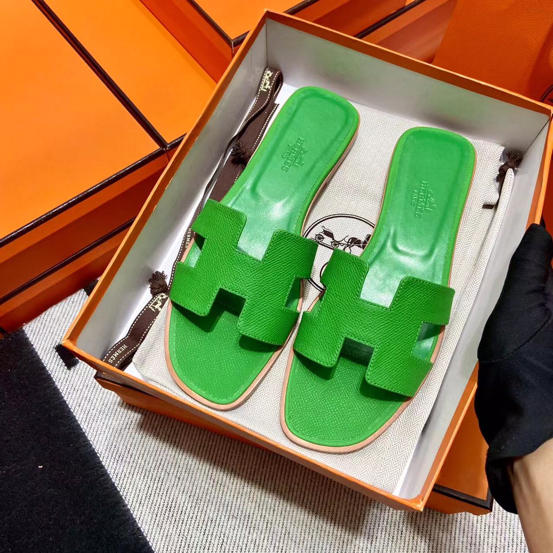 에르메스 올수공 오란 슬리퍼 샌들 앱송 135